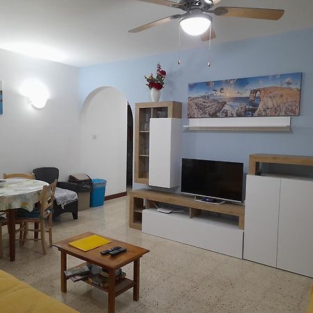 Sunshine Holiday Apartment 4 Next To The Sea St. Paul's Bay Esterno foto